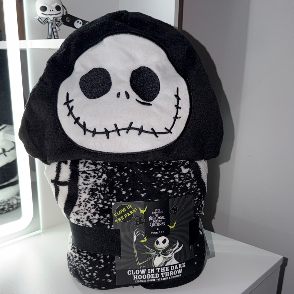 Disney Jack Skellington Hooded Throw